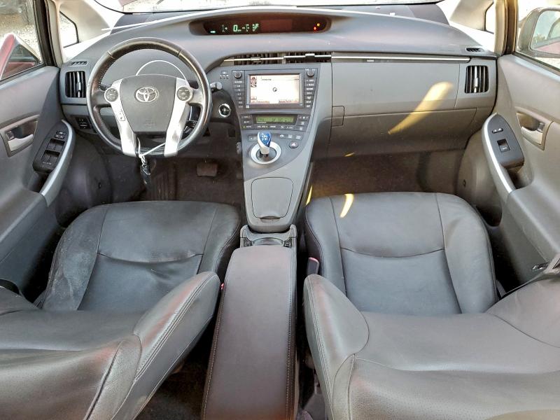 Photo 8 from auction – 2010 TOYOTA PRIUS with VIN JTDKN3DU8A0021429