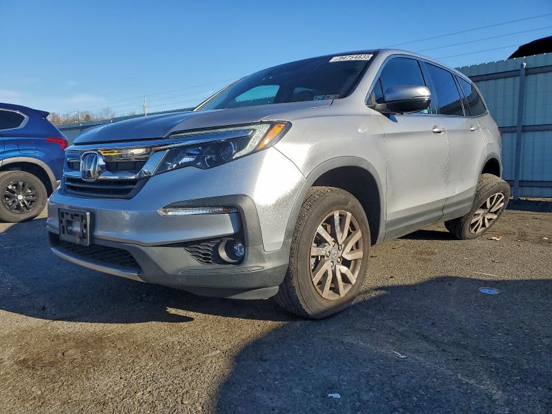 HONDA PILOT EX 2021 with VIN 5FNYF6H30MB084444 - Photo from auction