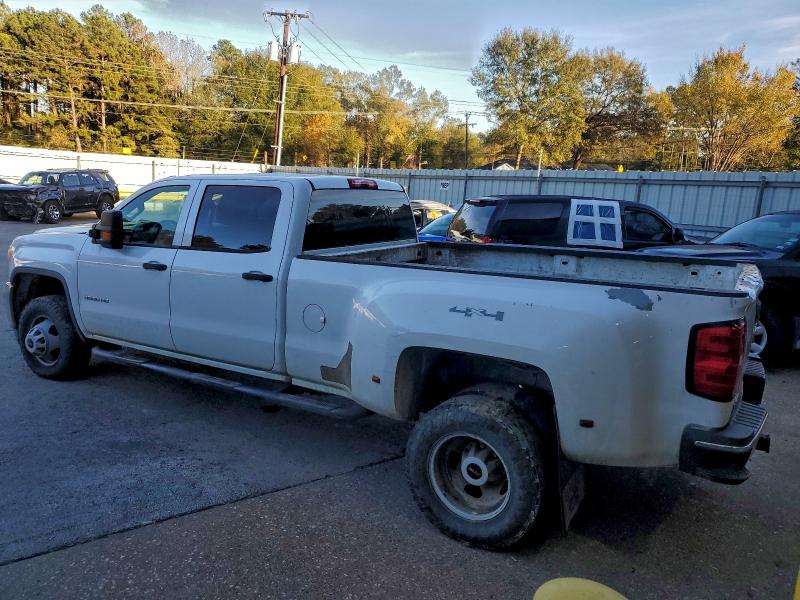 Photo 2 from auction – 2015 GMC SIERRA K35 with VIN 1GT421C81FF540997