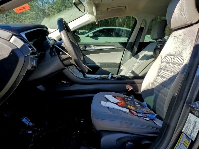 Photo 7 from auction – 2016 FORD FUSION S with VIN 3FA6P0G71GR290080