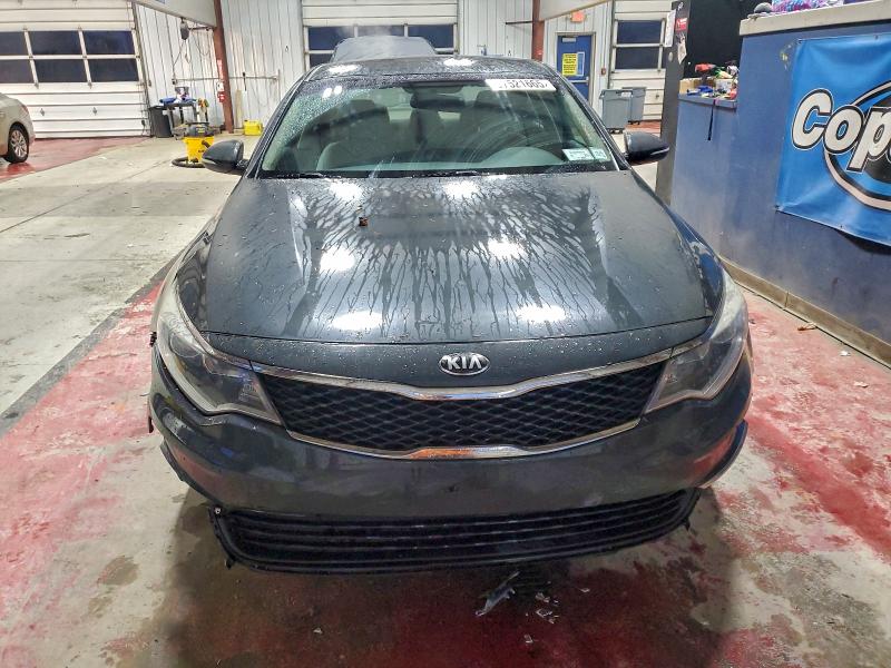 Photo 5 from auction – 2016 KIA OPTIMA with VIN 5XXGT4L36GG017378