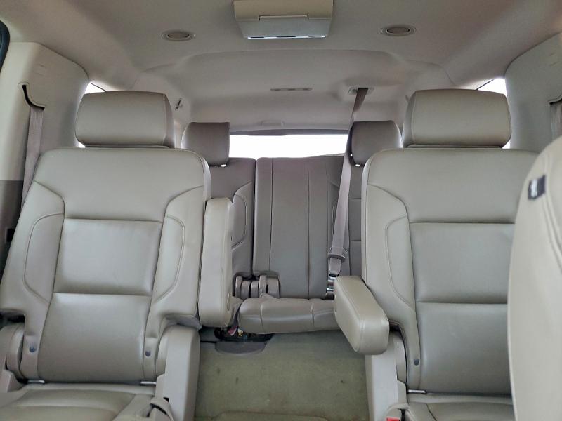 Photo 10 from auction – 2016 CHEVROLET SUBURBAN with VIN 1GNSCJKC1GR385630