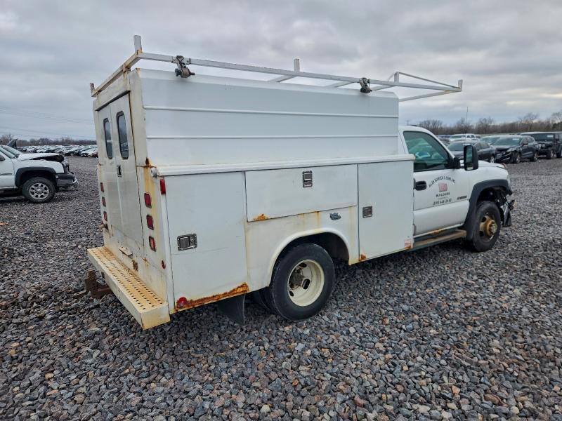 Photo 3 from auction – 2006 CHEVROLET SILVERADO with VIN 1GBJK34U66E257872