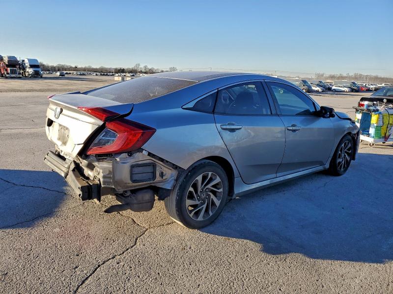 Photo 3 from auction – 2016 HONDA CIVIC EX with VIN 19XFC2F76GE052803