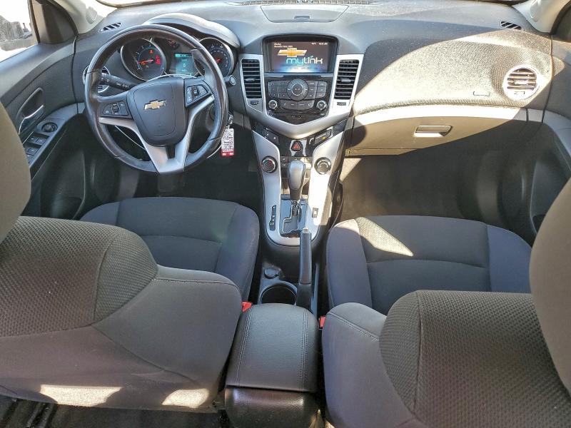 Photo 8 from auction – 2014 CHEVROLET CRUZE LT with VIN 1G1PC5SB1E7464035