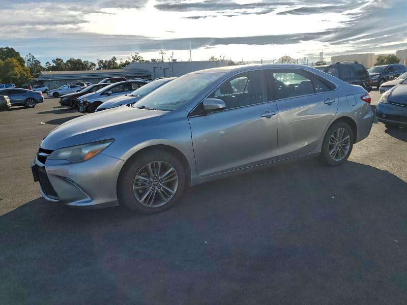 TOYOTA CAMRY SE A 2015 with VIN 4T1BF1FK3FU023582 - Photo from auction