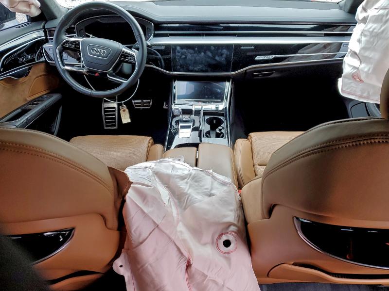 Photo 8 from auction – 2020 AUDI S8 with VIN WAU8SAF80LN015215