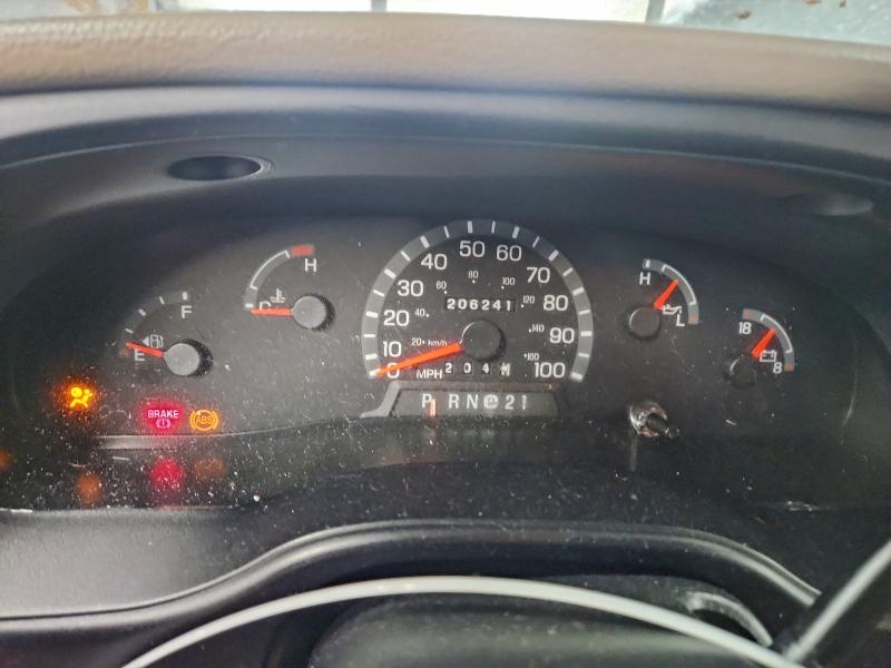 Foto 9 de la subasta – 2002 FORD ECONOLINE con VIN 1FDRE14L32HB01312