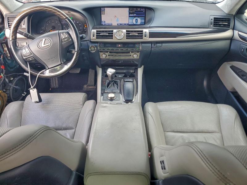 Photo 8 from auction – 2014 LEXUS LS 460 with VIN JTHCL5EF2E5020371