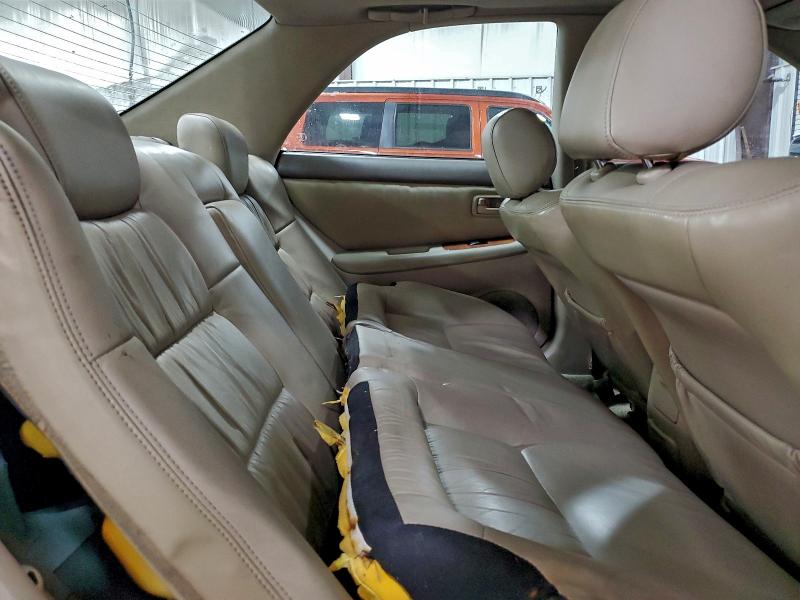 Photo 10 from auction – 2000 LEXUS ES 300 with VIN JT8BF28G6Y0279744