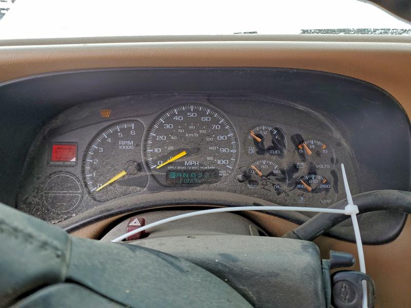 Photo 9 from auction – 1999 CHEVROLET SILVERADO with VIN 2GCEC19T0X1260817