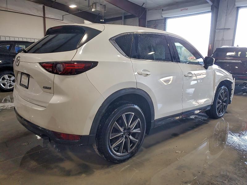 Photo 3 from auction – 2018 MAZDA CX-5 GRAND with VIN JM3KFADM2J1395876