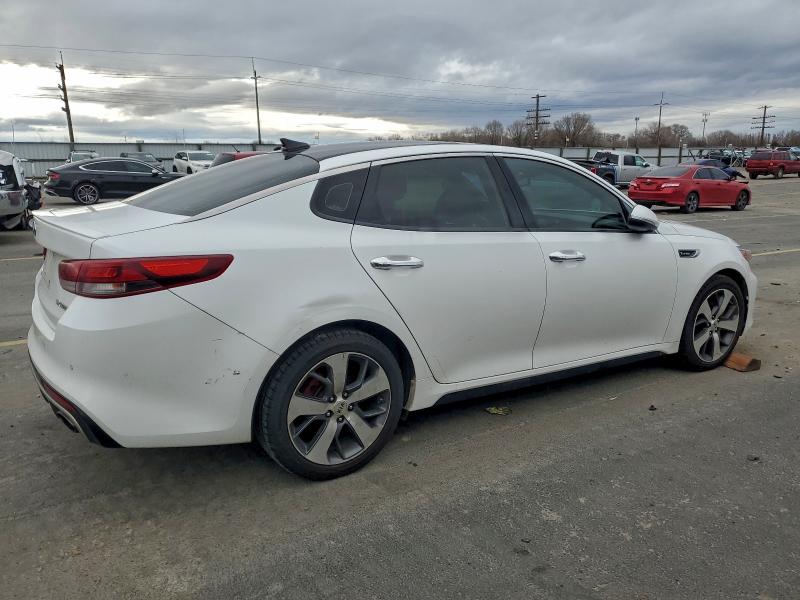 Photo 3 from auction – 2016 KIA OPTIMA SX with VIN 5XXGW4L22GG025590