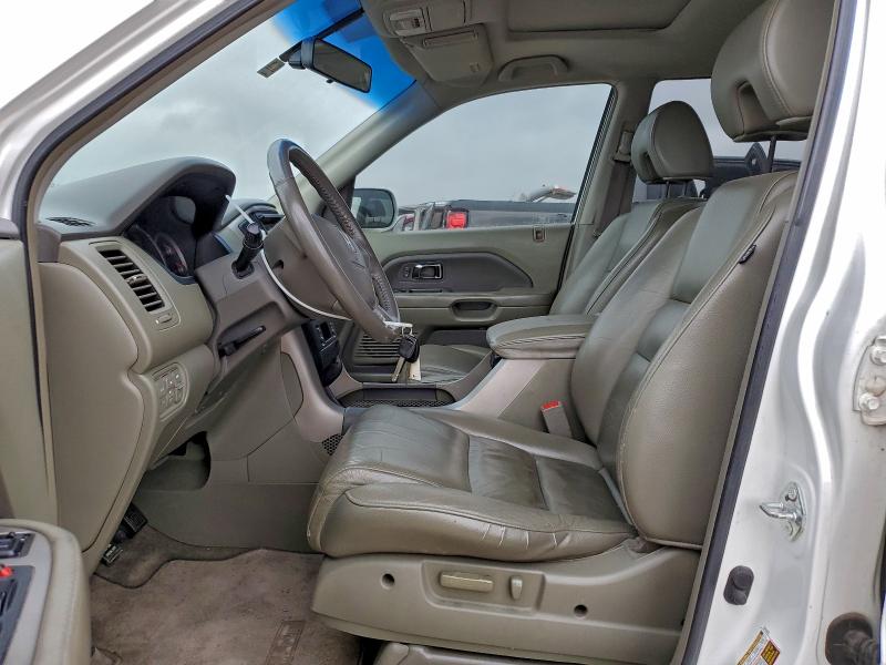 Photo 7 from auction – 2006 HONDA PILOT EX with VIN 5FNYF28596B041010