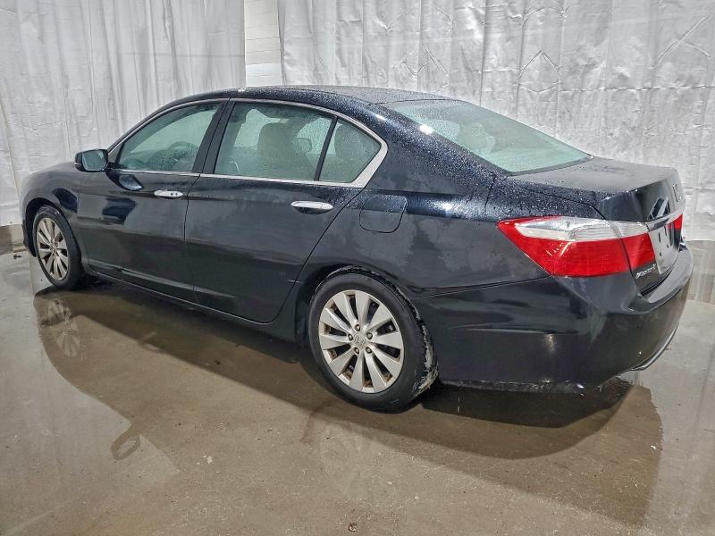 Photo 2 from auction – 2015 HONDA ACCORD with VIN 1HGCR2F71FA158161