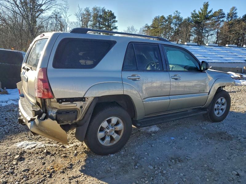 Photo 3 from auction – 2003 TOYOTA 4RUNNER SR with VIN JTEBT14R430027569