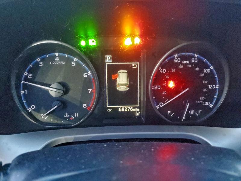 Photo 9 from auction – 2018 TOYOTA RAV4 LE with VIN JTMBFREV0JD250672