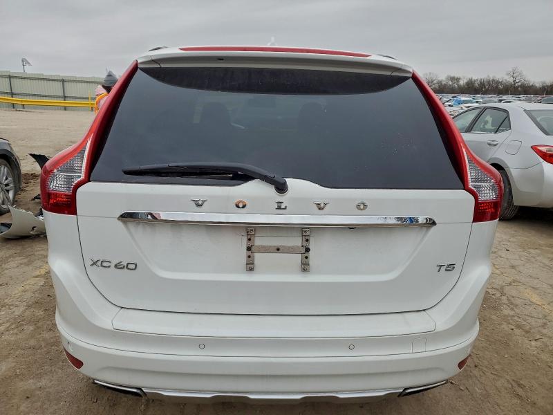 Photo 6 from auction – 2015 VOLVO XC60 T5 PL with VIN YV440MDD1F2604172