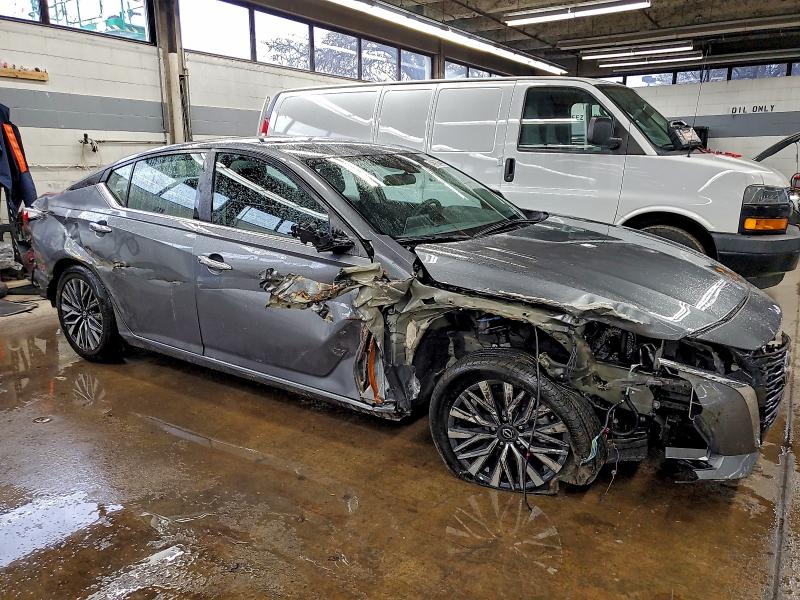 Photo 4 from auction – 2025 NISSAN ALTIMA SV with VIN 1N4BL4DVXSN383213