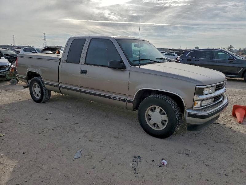 Photo 4 from auction – 1998 CHEVROLET GMT-400 C1 with VIN 2GCEC19R6W1122511