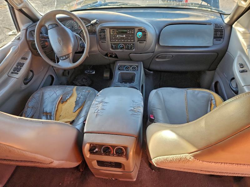Photo 8 from auction – 2000 FORD EXPEDITION with VIN 1FMRU1564YLC02490