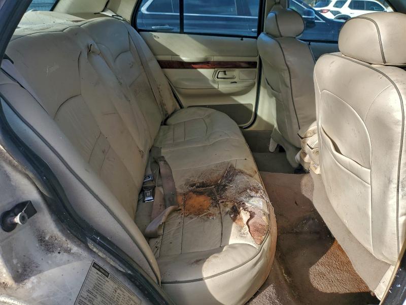 Photo 10 from auction – 2000 MERCURY GRAND MARQ with VIN 2MEFM75W7YX679443