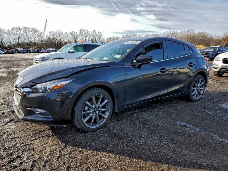 Photo 1 from auction – 2018 MAZDA 3 TOURING with VIN 3MZBN1L34JM214605