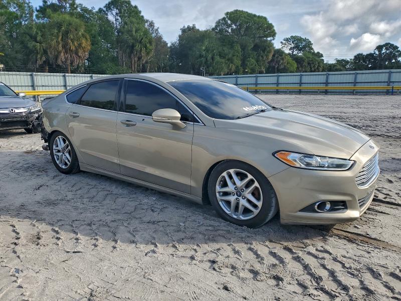 Photo 4 from auction – 2016 FORD FUSION SE with VIN 3FA6P0HD6GR155052