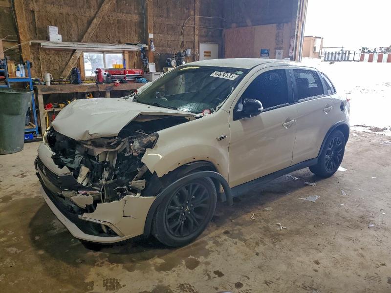 MITSUBISHI OUTLANDER 2017 with VIN JA4AR3AUXHZ047888 - Photo from auction