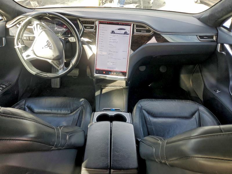 Photo 8 from auction – 2016 TESLA MODEL S with VIN 5YJSA1E1XGF171928