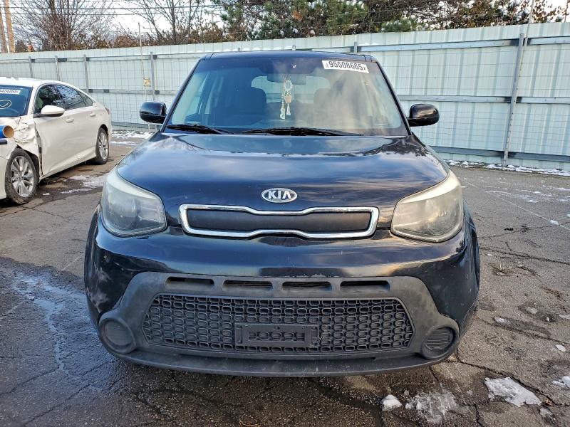 Photo 5 from auction – 2015 KIA SOUL with VIN KNDJN2A26F7112450