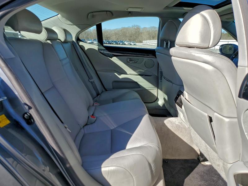 Photo 10 from auction – 2012 LEXUS LS 460 with VIN JTHBL5EFXC5109243