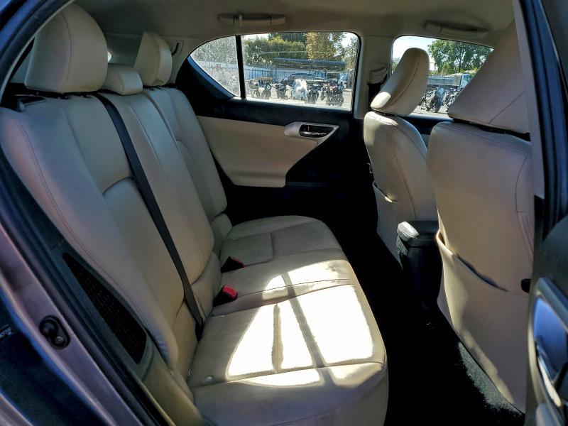 Photo 10 from auction – 2012 LEXUS CT 200 with VIN JTHKD5BHXC2121042