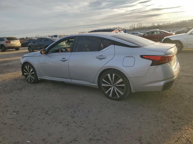 Photo 2 from auction – 2019 NISSAN ALTIMA SR with VIN 1N4BL4CV3KC197025