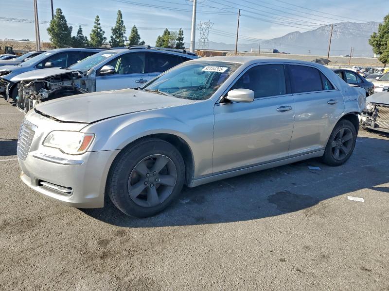 CHRYSLER 300 2012 with VIN 2C3CCAAG7CH117147 - Photo from auction