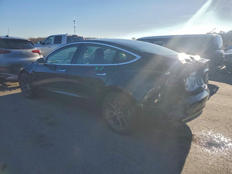 Photo 2 from auction – 2018 TESLA MODEL 3 with VIN 5YJ3E1EB0JF070714