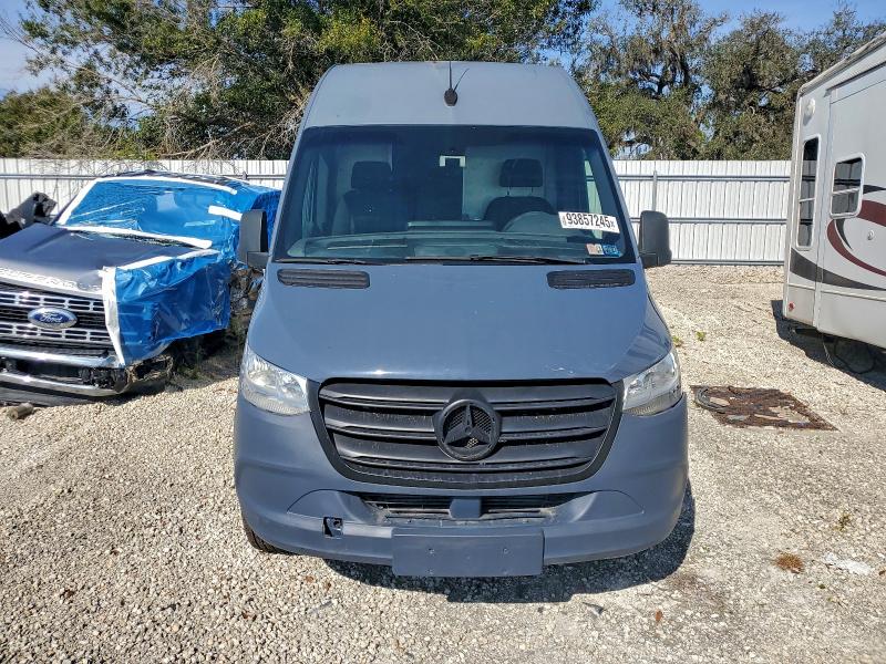 Photo 5 from auction – 2019 MERCEDES-BENZ SPRINTER 2 with VIN WD4PF1CD1KP134427