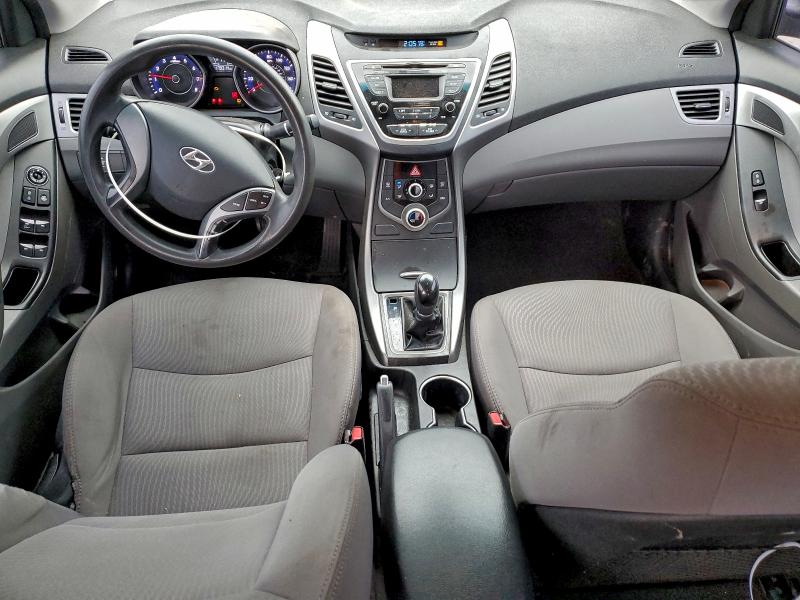Photo 8 from auction – 2016 HYUNDAI ELANTRA SE with VIN 5NPDH4AE7GH781110
