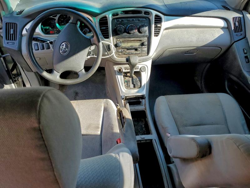 Photo 8 from auction – 2004 TOYOTA HIGHLANDER with VIN JTEGP21A740010166