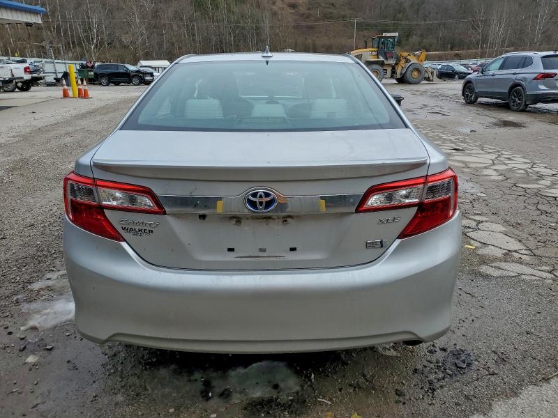 Photo 6 from auction – 2012 TOYOTA CAMRY HYBR with VIN 4T1BD1FK1CU033206