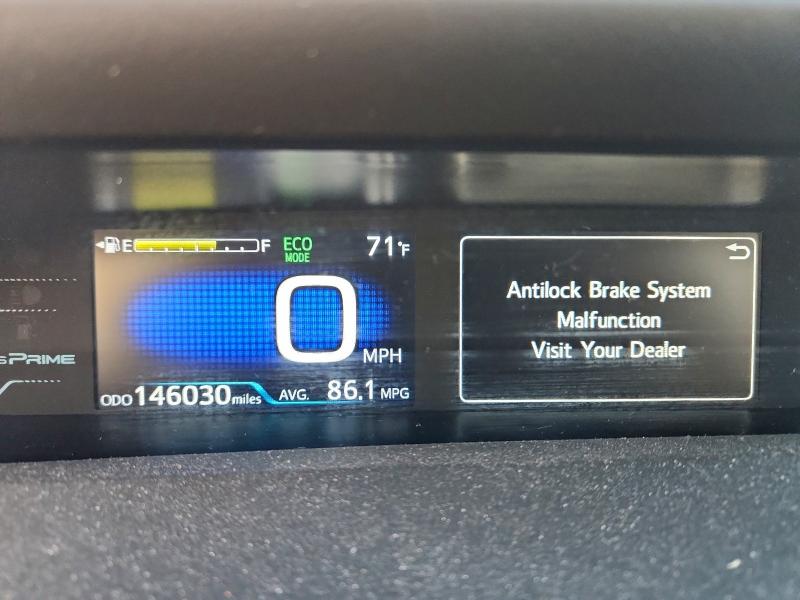 Photo 9 from auction – 2017 TOYOTA PRIUS PRIM with VIN JTDKARFP2H3064128