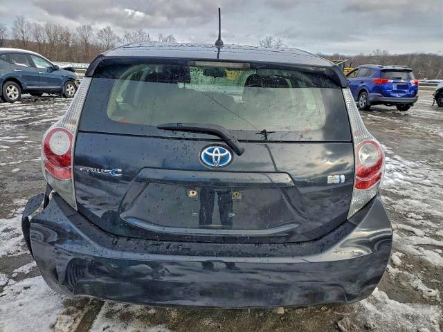 Photo 6 from auction – 2014 TOYOTA PRIUS C with VIN JTDKDTB3XE1565508