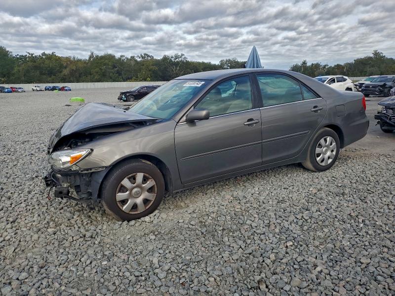 TOYOTA CAMRY LE 2003 with VIN 4T1BE32K63U706070 - Photo from auction