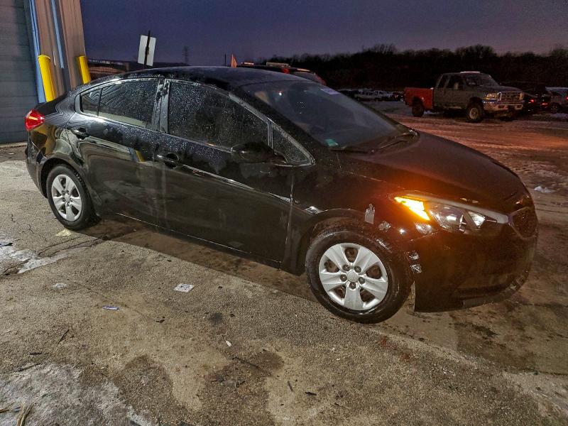 Photo 4 from auction – 2016 KIA FORTE LX with VIN KNAFK4A62G5596558
