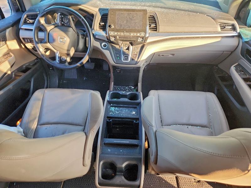 Photo 8 from auction – 2018 HONDA ODYSSEY with VIN 5FNRL6H76JB044137