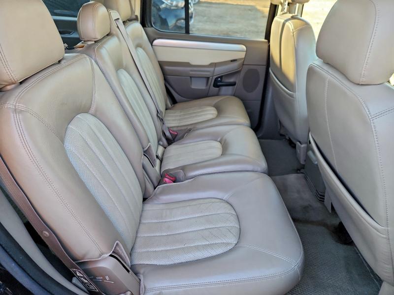 Photo 11 from auction – 2003 MERCURY MOUNTAINEE with VIN 4M2ZU66W53UJ05053