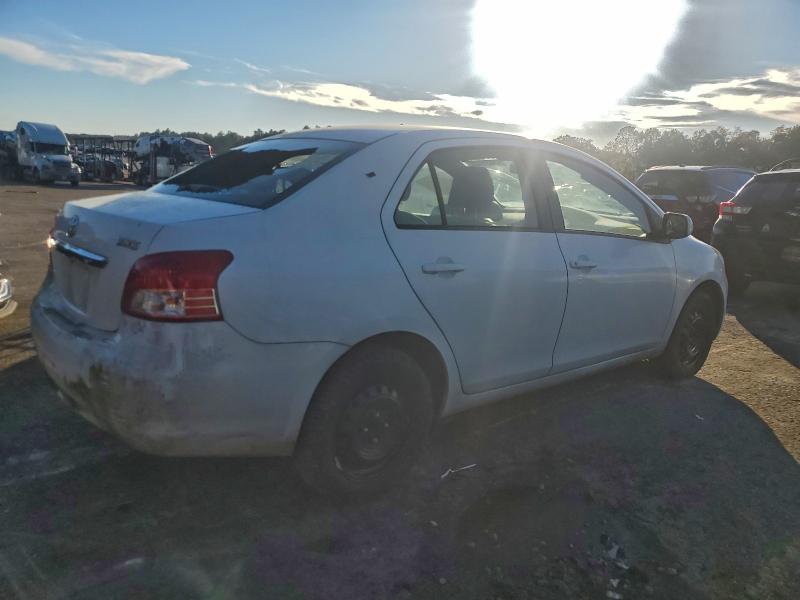 Photo 3 from auction – 2011 TOYOTA YARIS with VIN JTDBT4K39B1405429