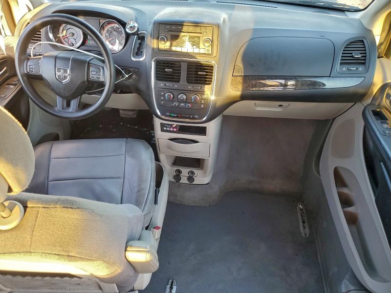 Photo 8 from auction – 2011 DODGE CARAVAN with VIN 2D4RN4DG5BR779009