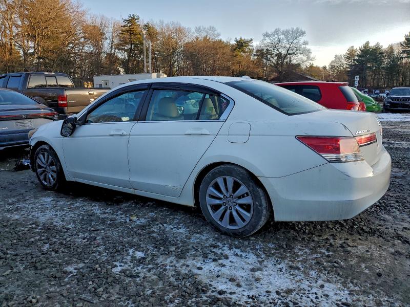 Photo 2 from auction – 2011 HONDA ACCORD EXL with VIN 1HGCP2F84BA027721