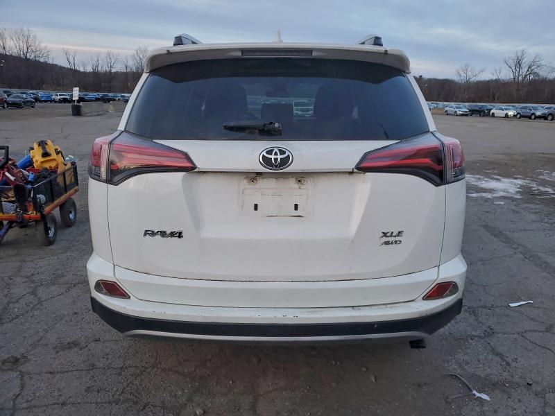 Photo 6 from auction – 2018 TOYOTA RAV4 ADVEN with VIN JTMRFREV4JJ231428
